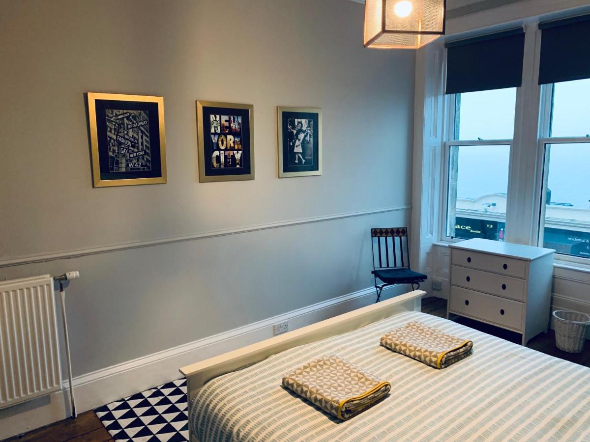 Ferienwohnung Bridge View Apt - stunning River Tay views Newport-On-Tay Exterior foto